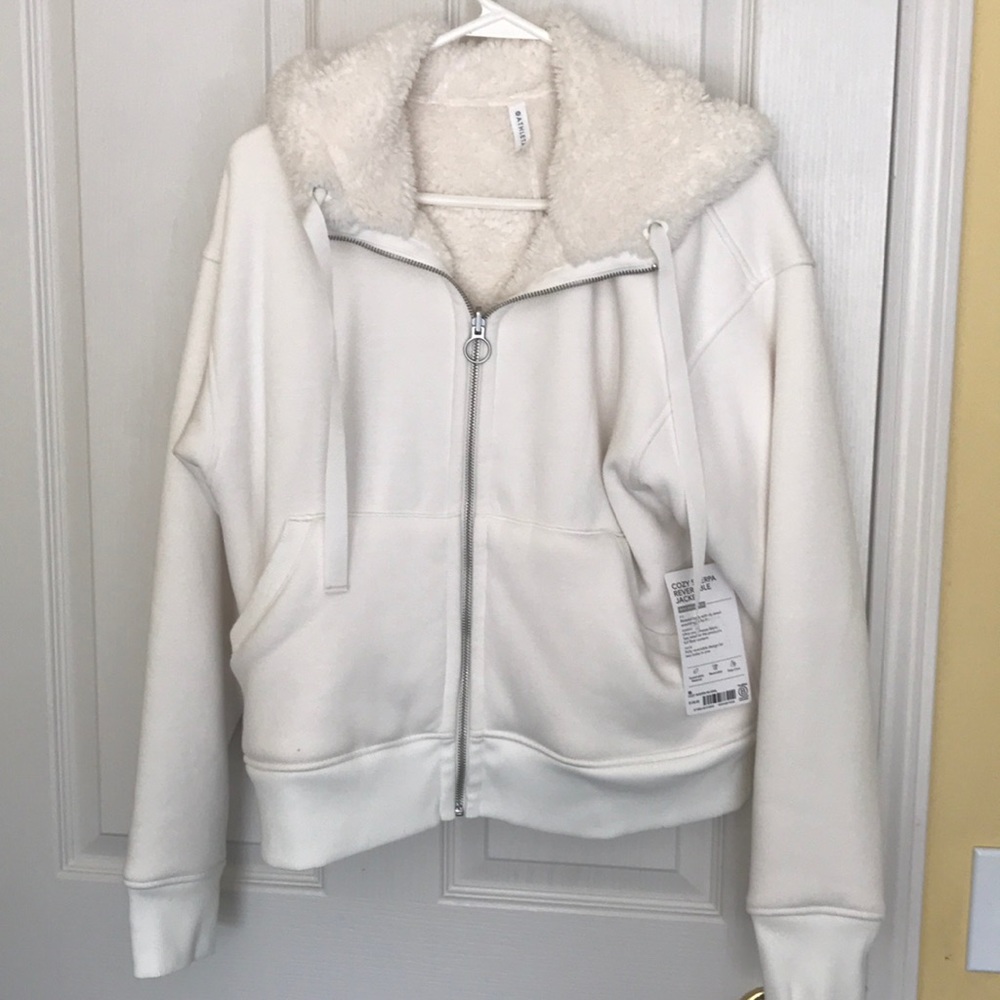 Athleta NWT Cozy Sherpa Reversible Jacket.
